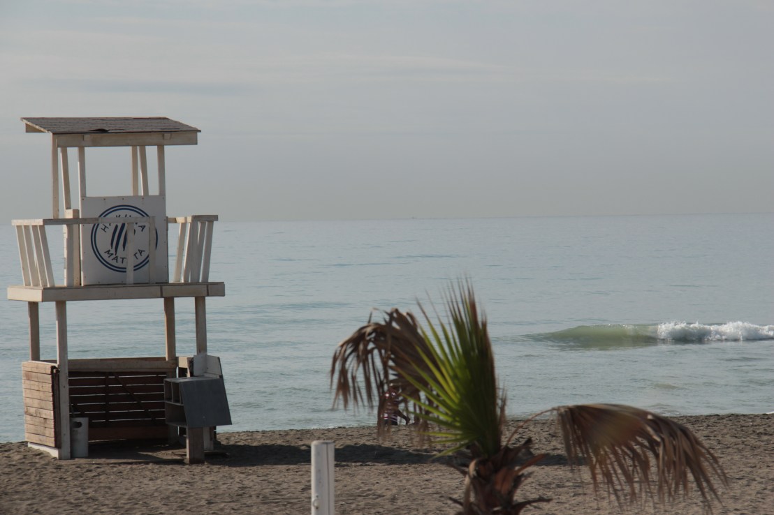 F83B604B-1A2F-4E77-AD10-E9F8D75D1676