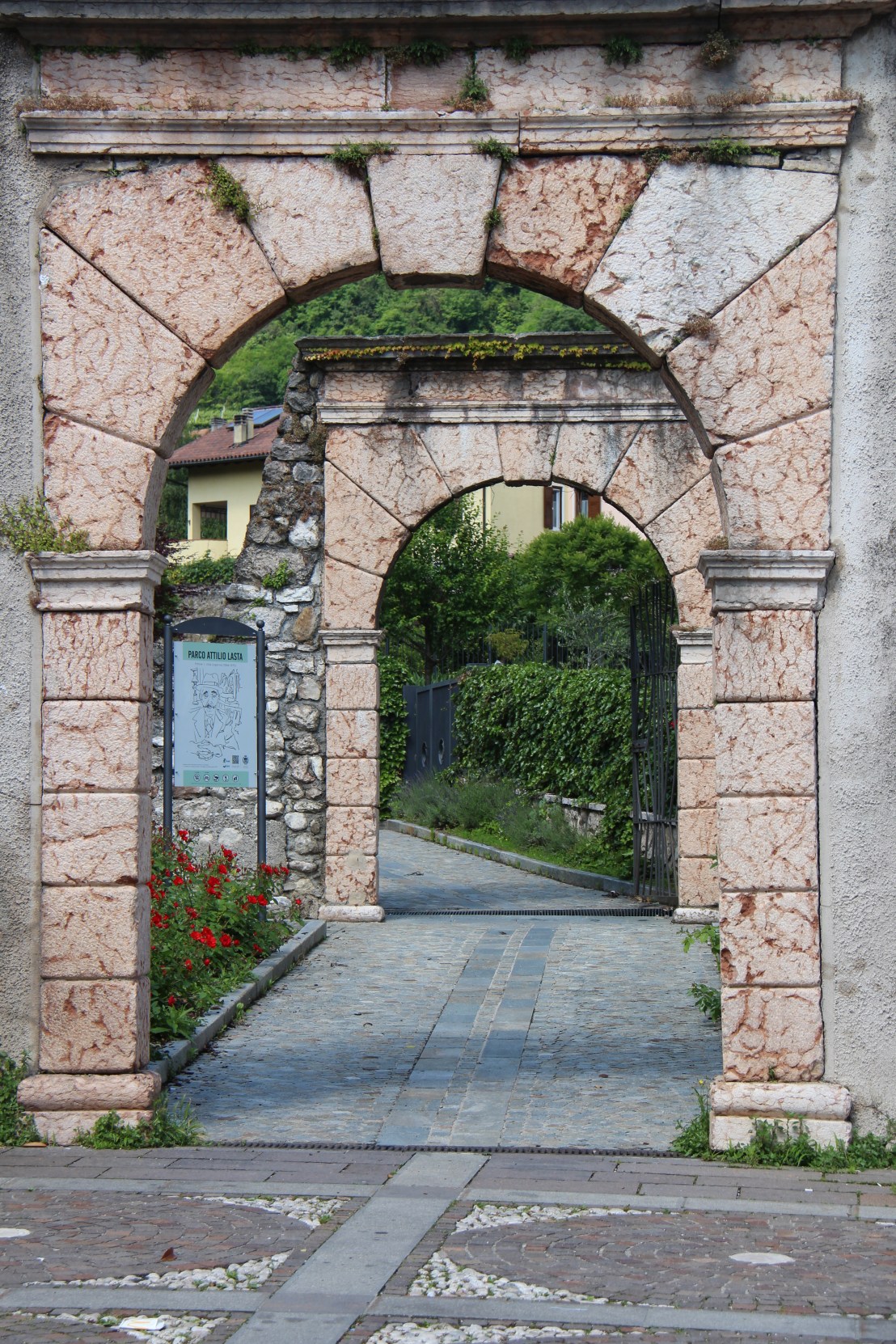 1AAD5A56-B6DC-4F6C-B014-7229A5B632FD