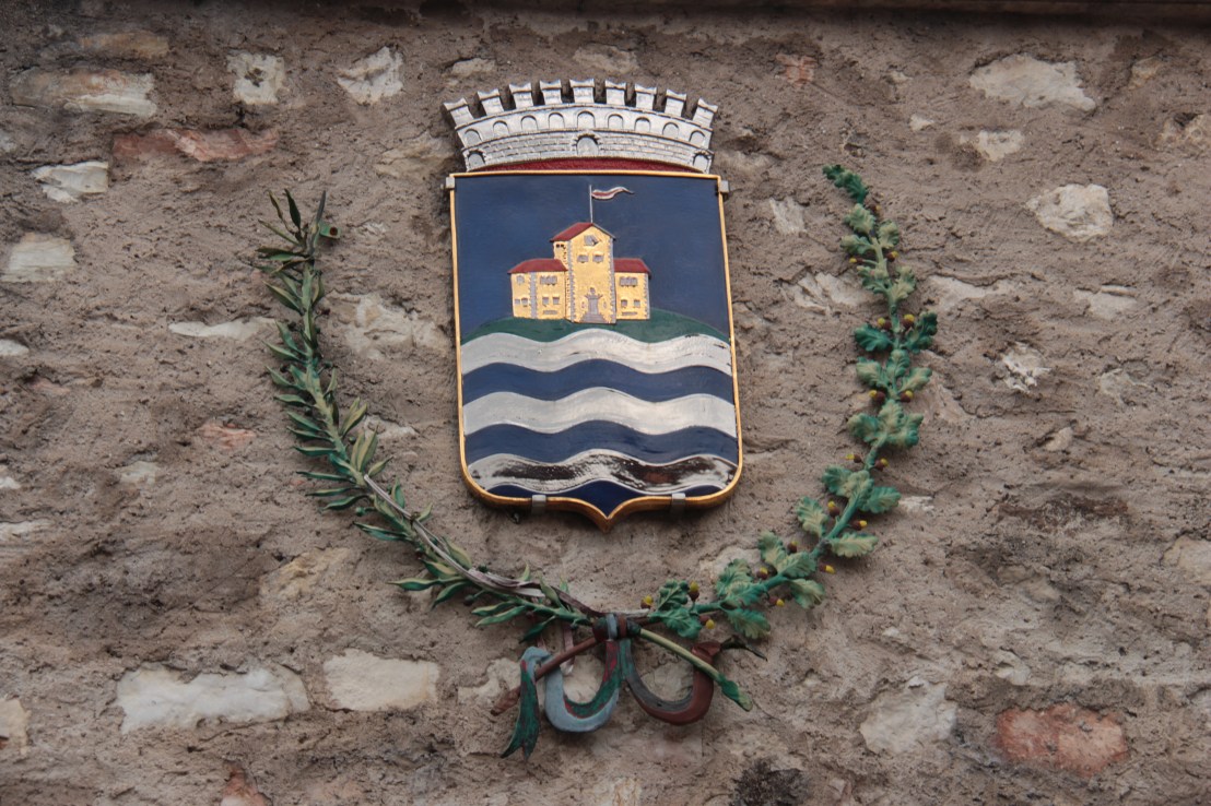 A3129E43-04CA-4042-8D97-DE780BEA63B5