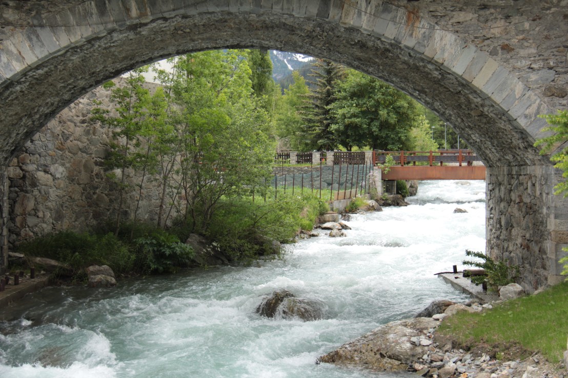 3324AA01-B653-4110-BF6C-5B09F5E07216