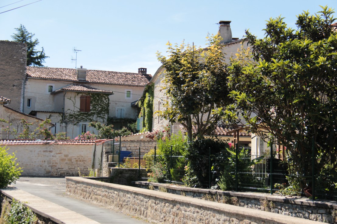 CB4FFFF3-D118-4AE2-9ECE-B27FD264D88B