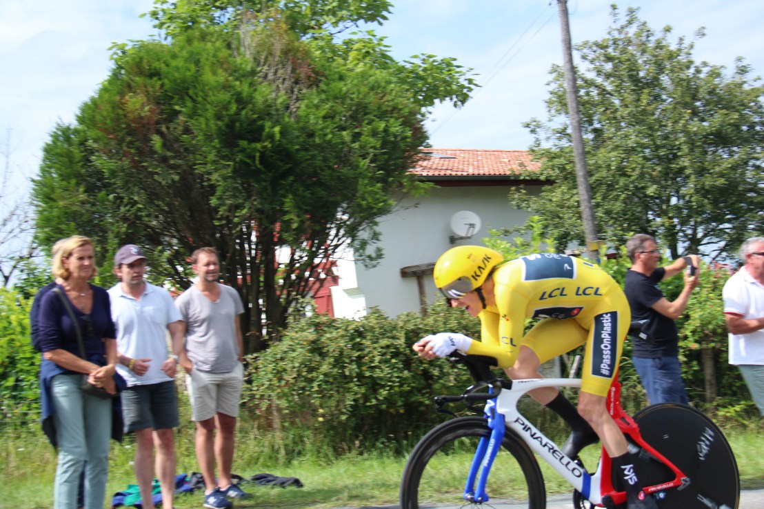 08C2C4A9-DC7B-426E-BD86-3517AA823650