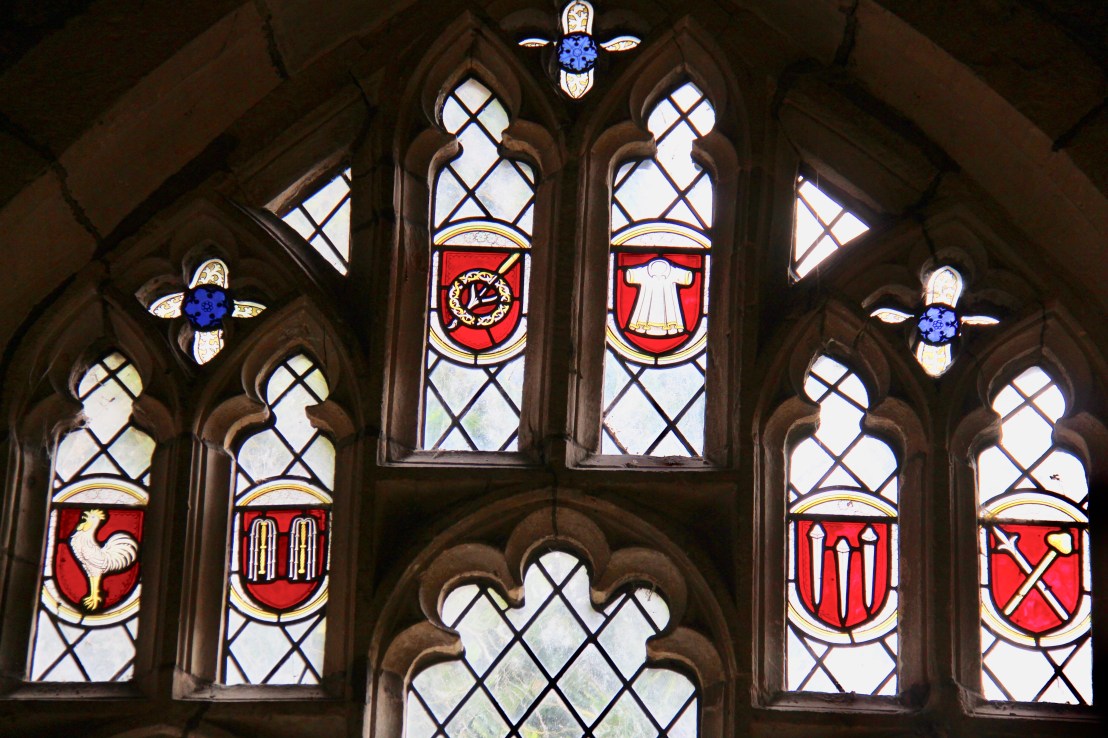 2E85FCB4-6799-40B3-B674-4B3E54ABD87D