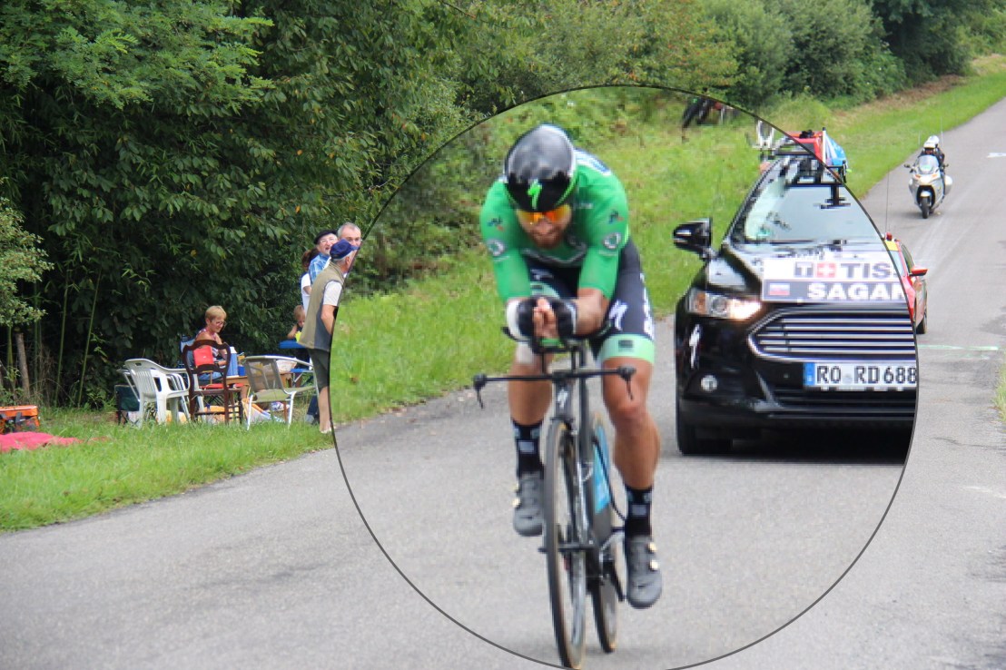 B5847F8C-6C25-407B-9973-012B06F3D496