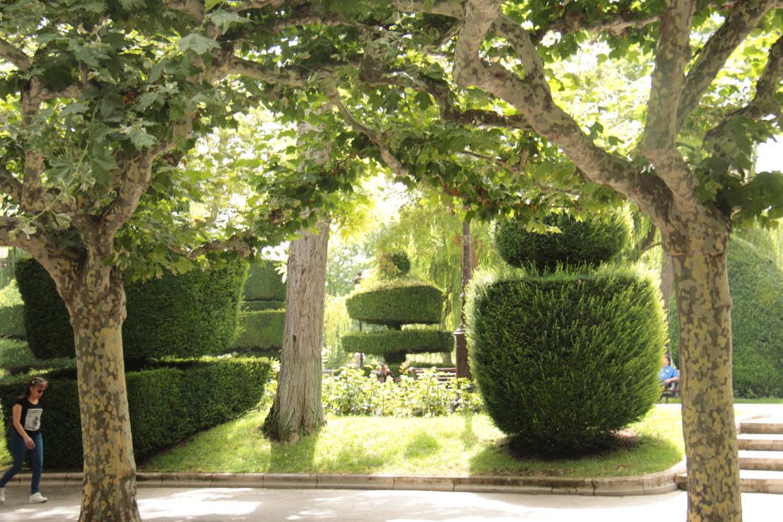 04664657-5CFD-432A-83EE-985C38CCD12F