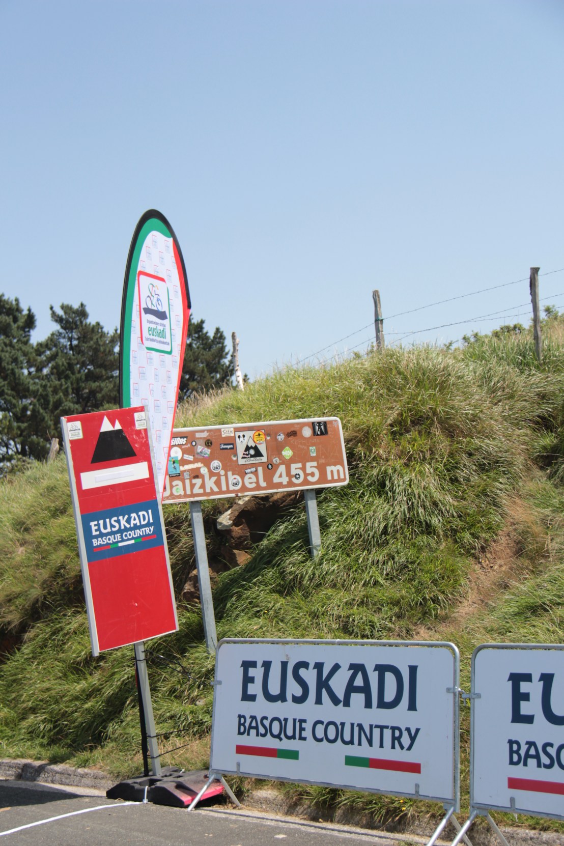 1BF0B118-D303-4248-8288-B7649EEDCF91