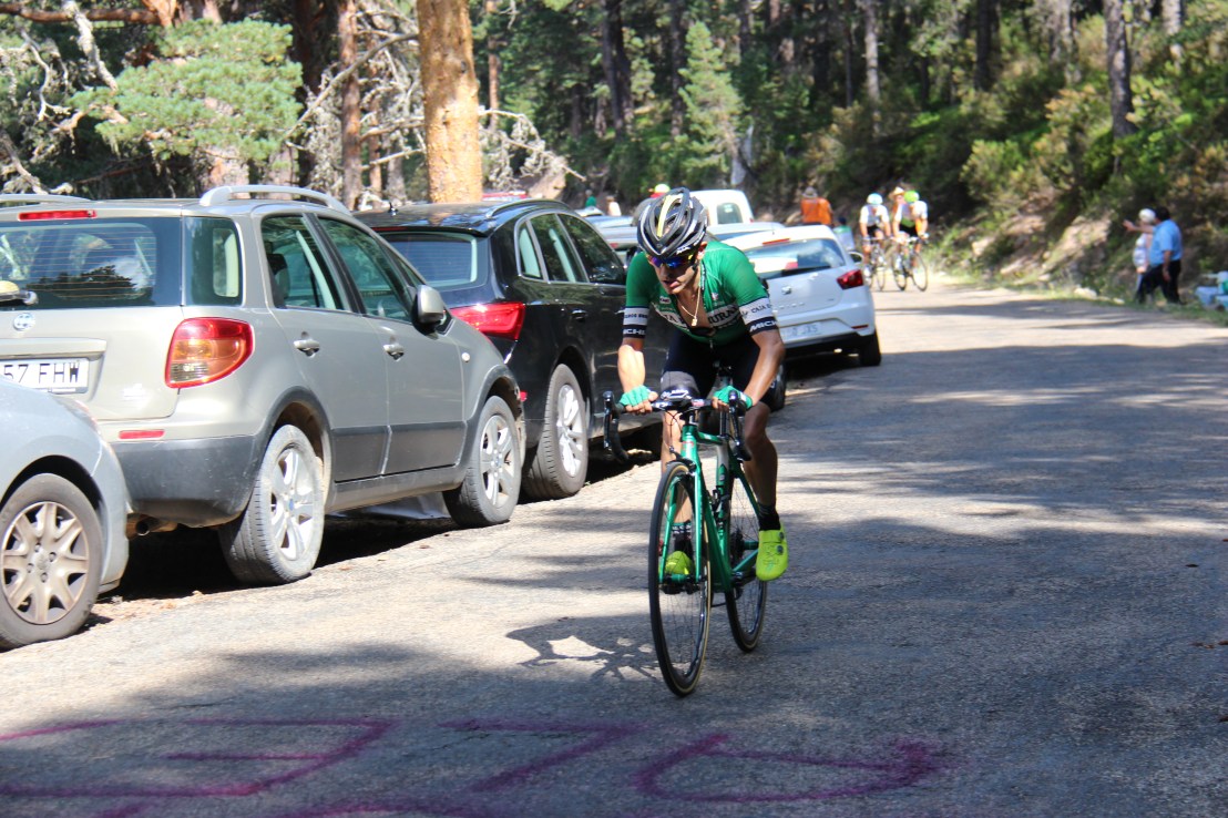 21DF6F03-7655-493D-8A70-B6C2894033B2