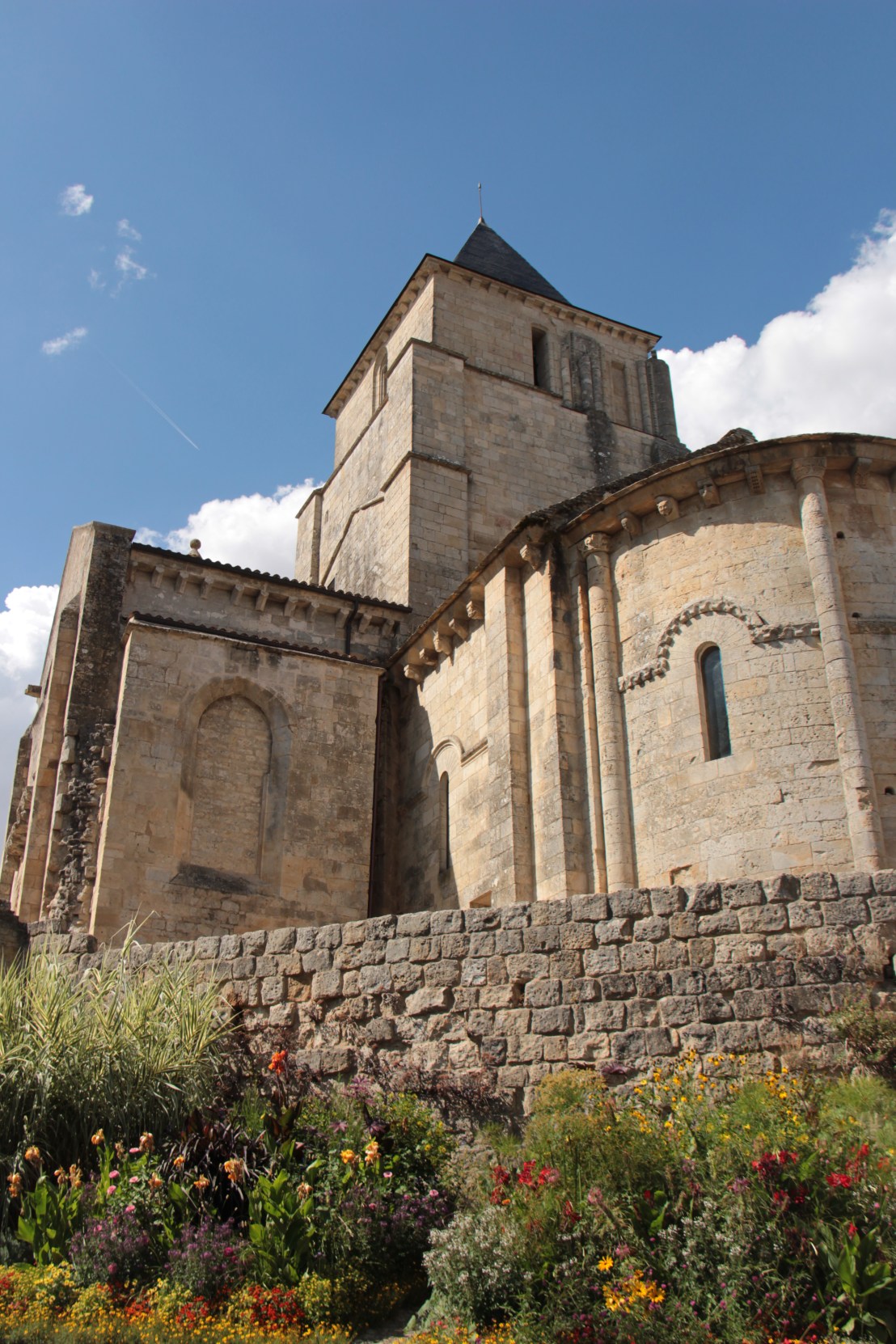 48332654-4C05-40F0-AAD9-C80E8007194B