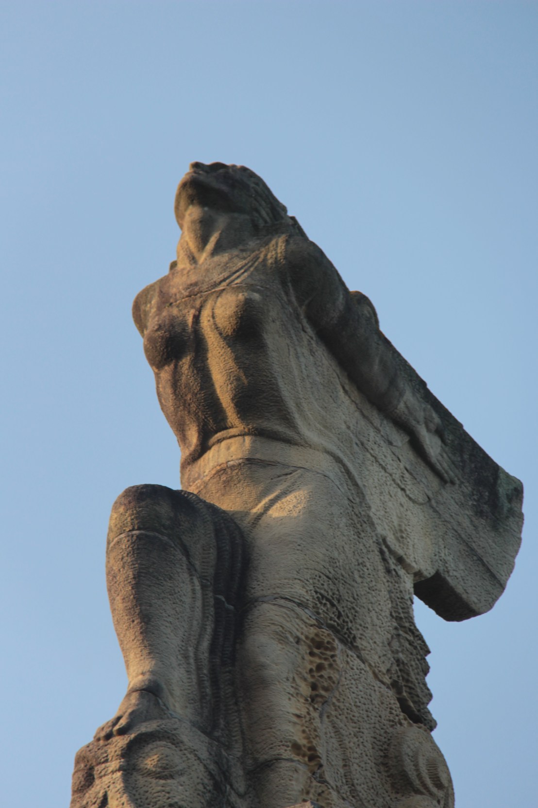 AF9D0807-8B92-4077-9AB7-902E87FAD8DC