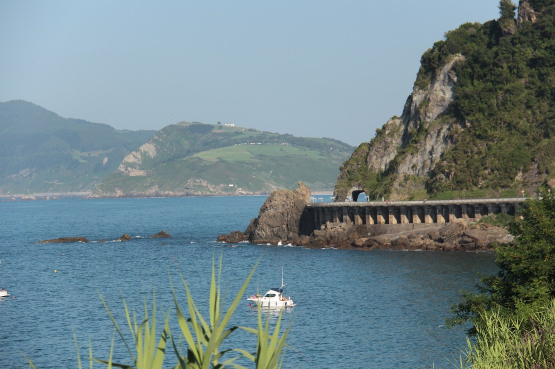 F33F5BDC-88F3-4FF1-8A0E-A1C31AC08C28