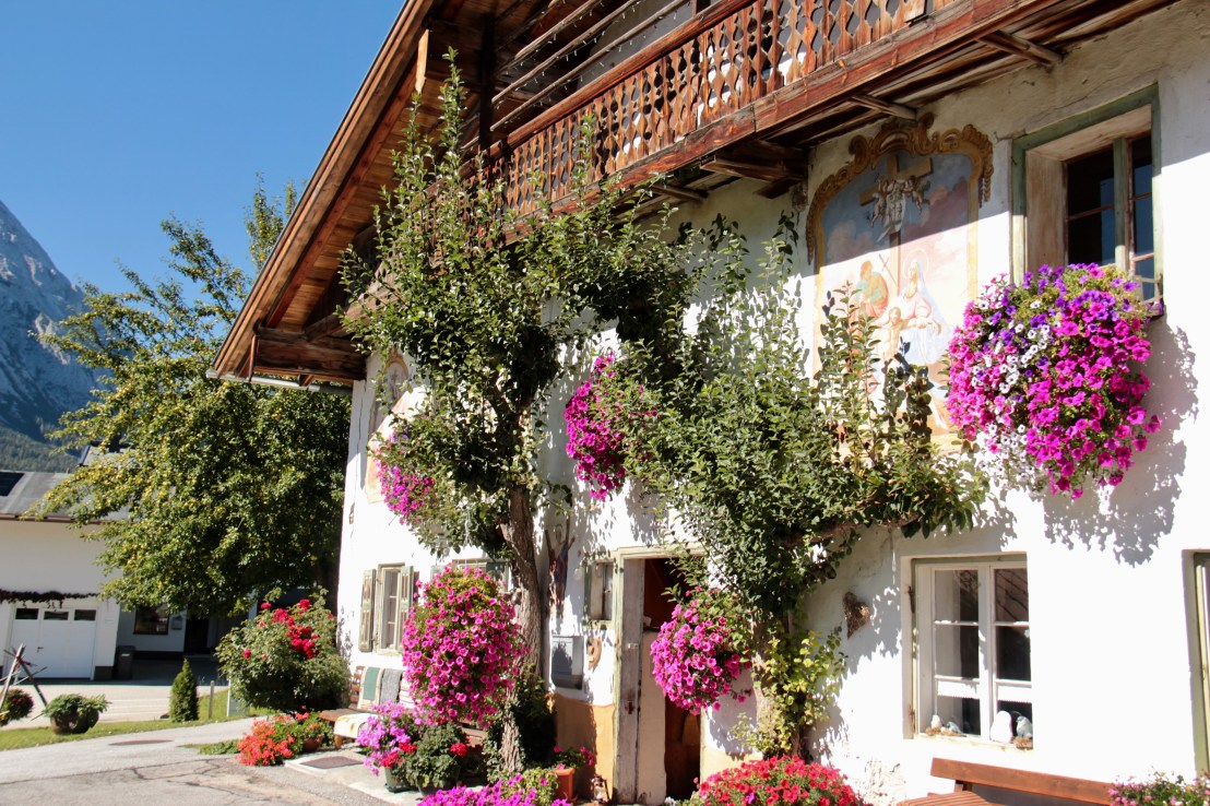 4A1B2DC2-9B90-4C2B-B9A7-32C9CB69926B