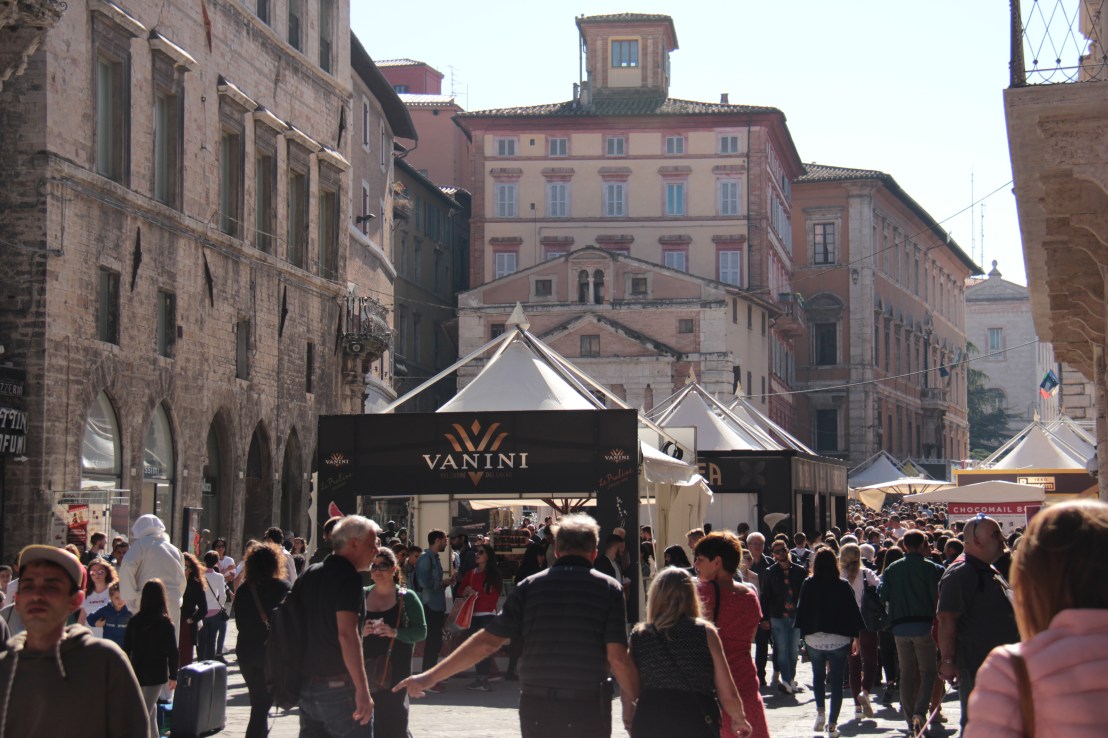 5CDB8DA5-9C01-4EFB-9410-9E16889AE4AB