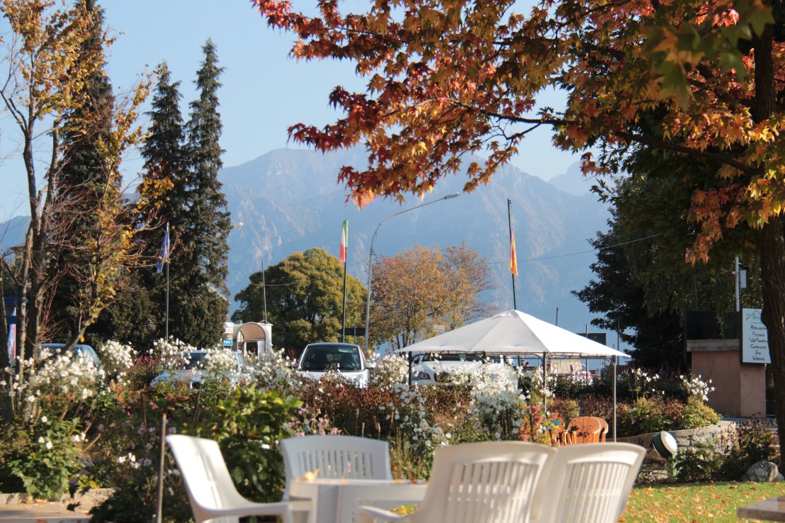 9E0180A5-1E75-4A82-AC5B-5792408EC55B