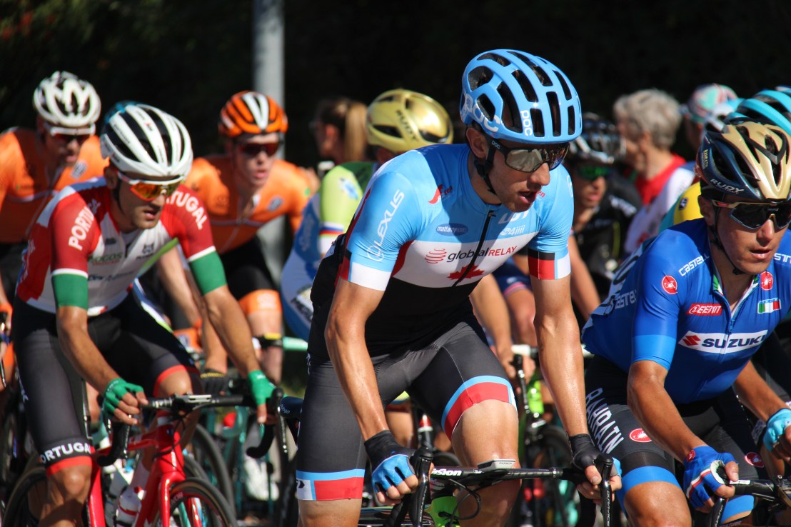 BDE7E32C-F7CC-446C-B5D6-2BEF8A65F15D