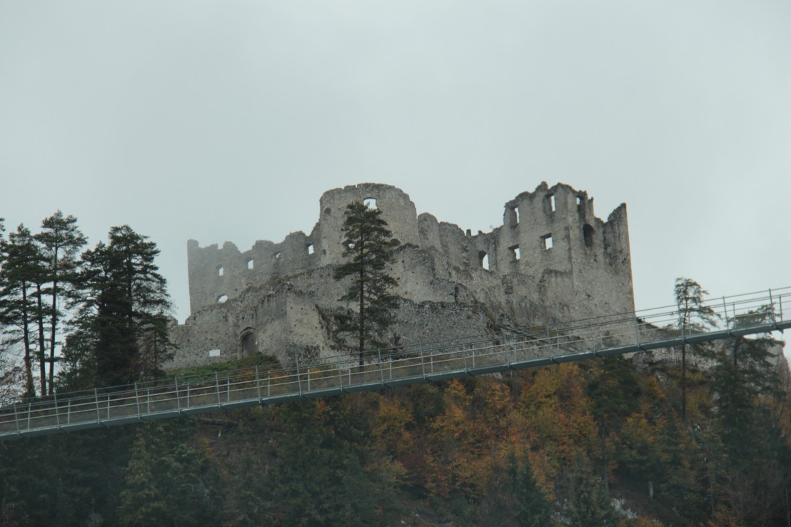 FF056F6F-C089-496A-92B1-AA3CE8B551DF