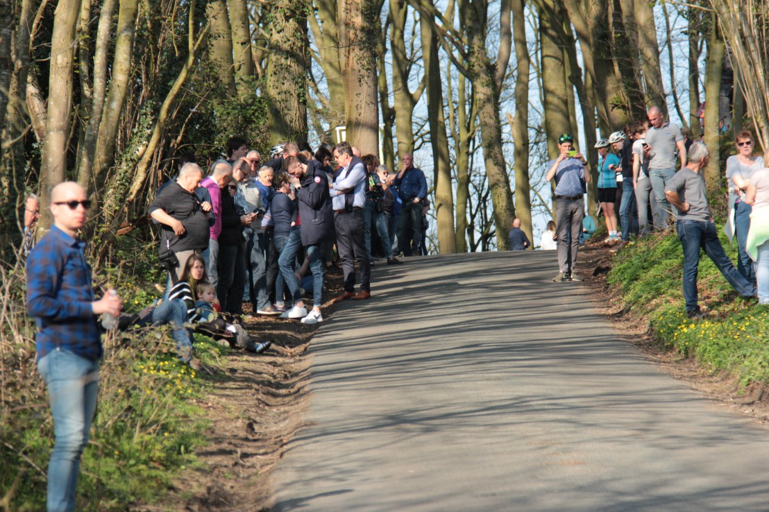 273E41F1-613C-4311-BB59-BCBAB33E8D93