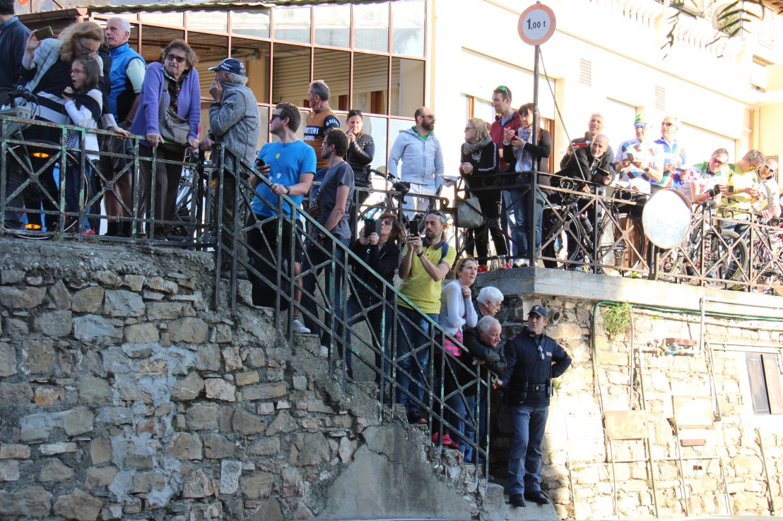 5EDC58F2-28EE-4969-B64B-5444F31D000B