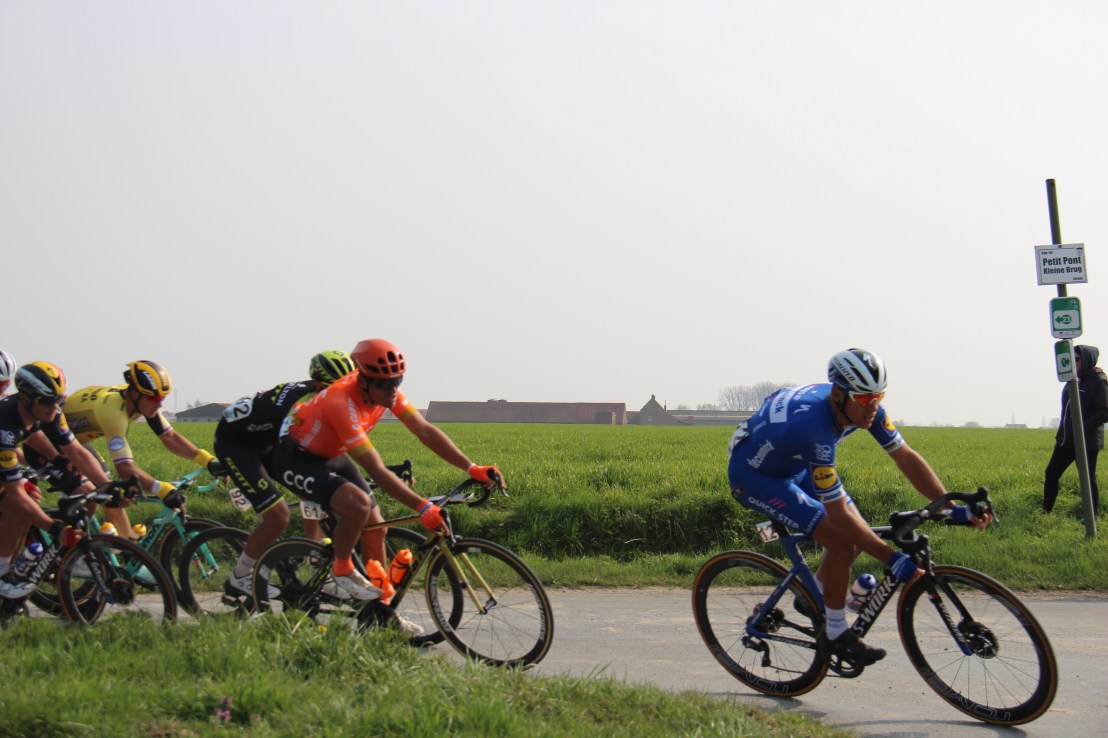 18F2E82C-4155-4C35-AC6F-691311F7DC7F