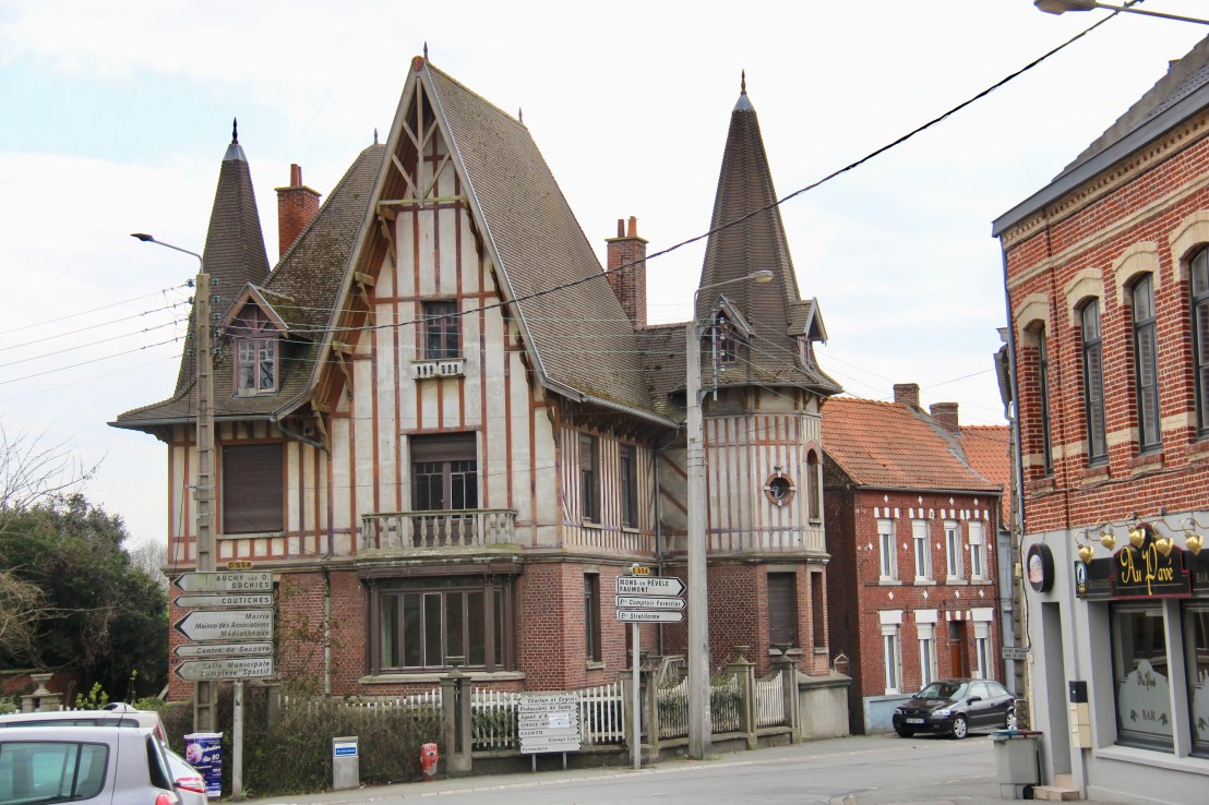 569F7F5C-0A58-4B0B-BD75-0B5D98246D9E