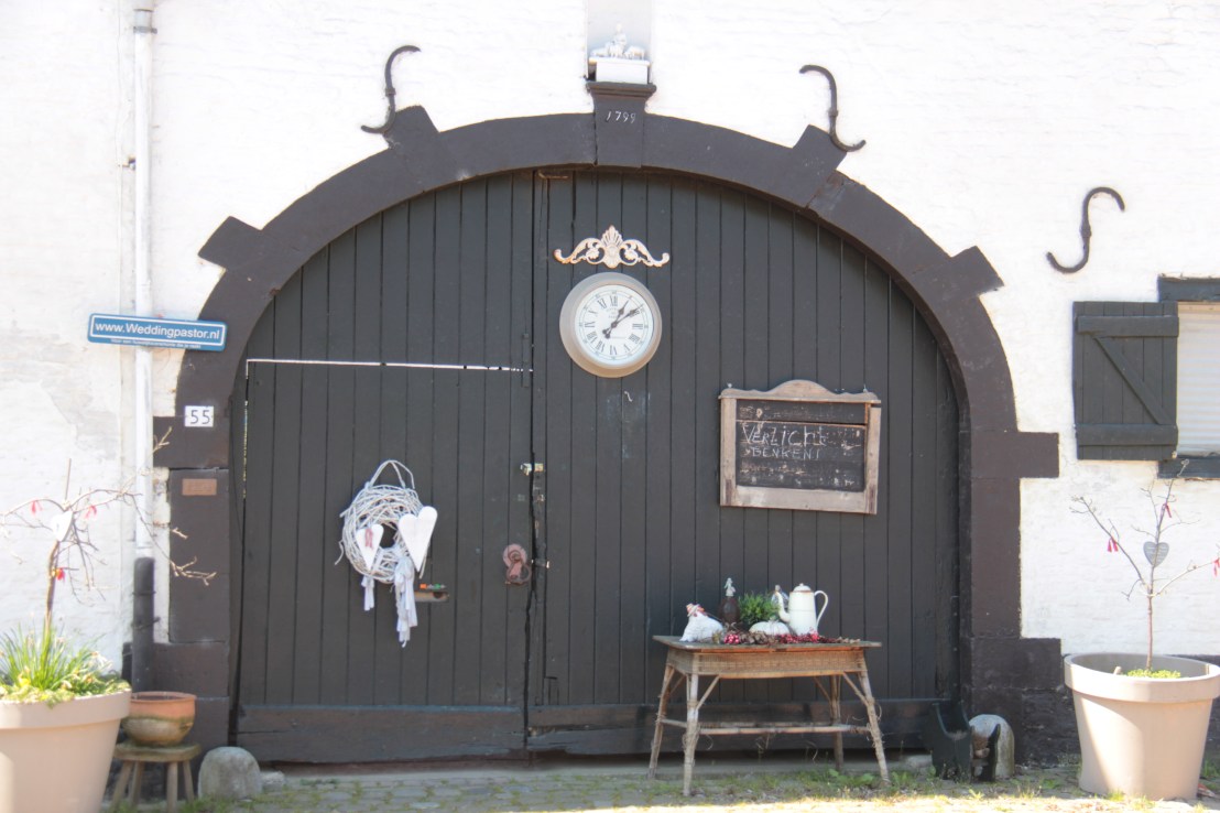 71F352D5-CB50-49BD-9C48-FDCE52C1A08B