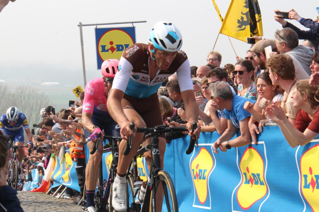 ACB56C99-B483-4A3E-8F4B-F50ADA9D1FE2