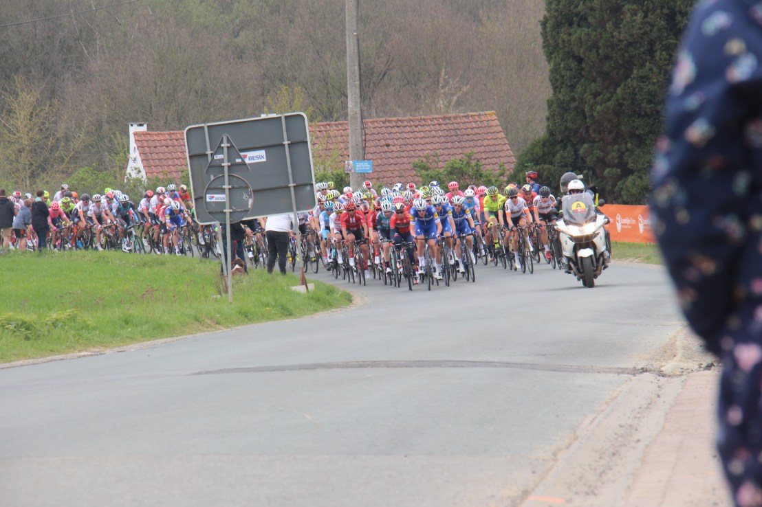 DCD407C3-2B68-4FCA-86BC-DE74C0149F8F