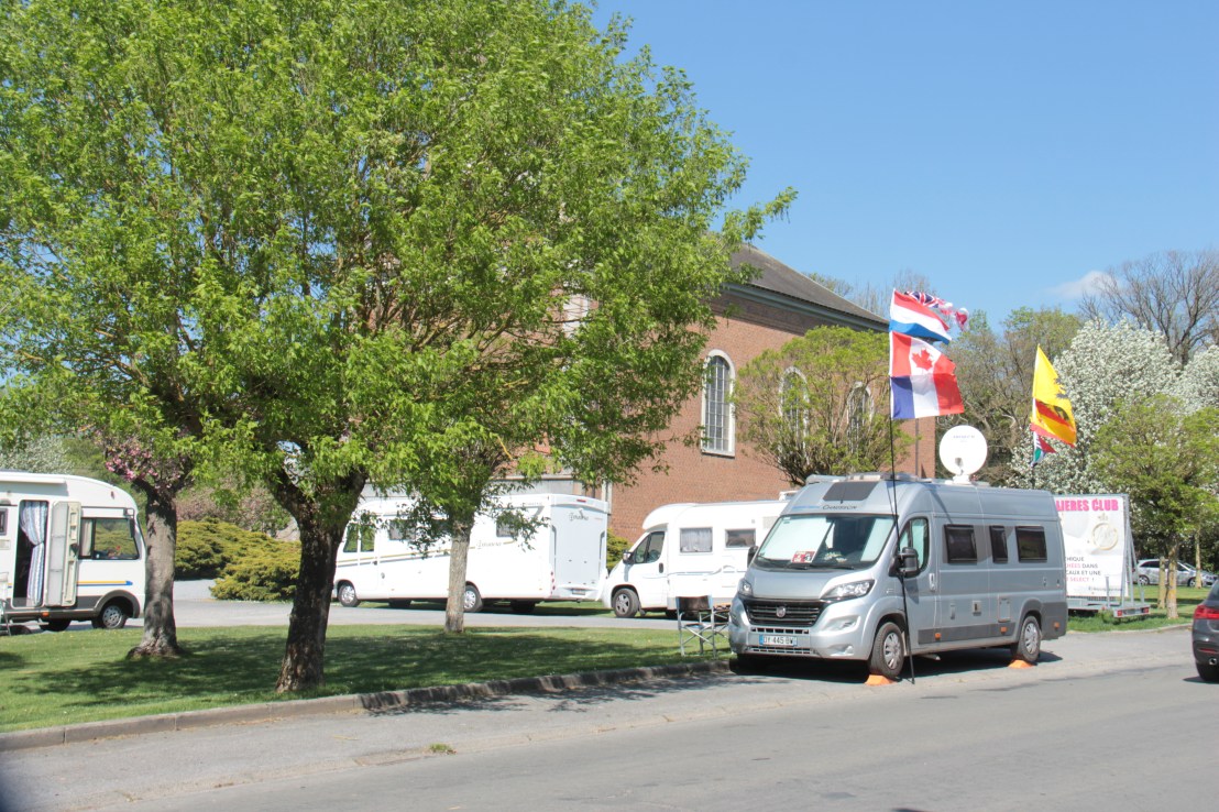 E0903CC5-4585-488C-AA0D-74284C07FB9C