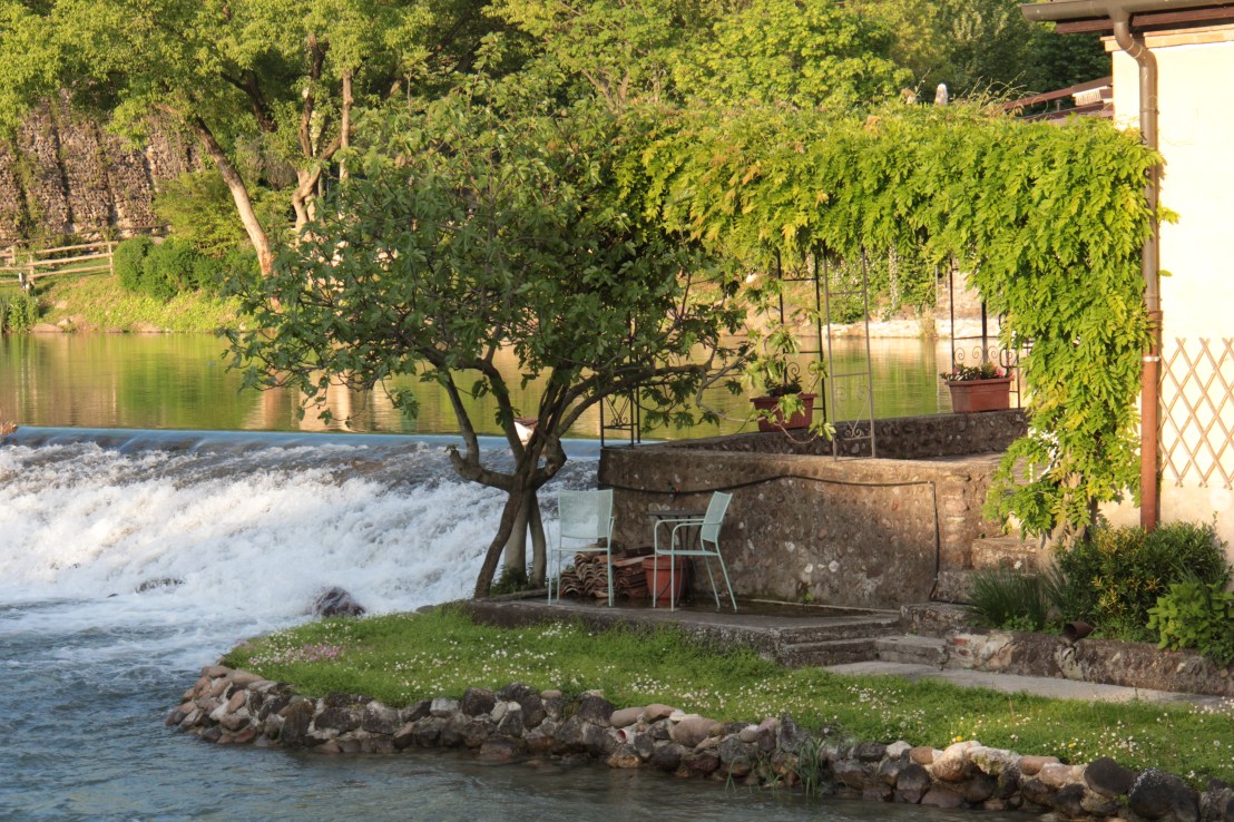 C953841D-393C-414B-B432-A73293319150