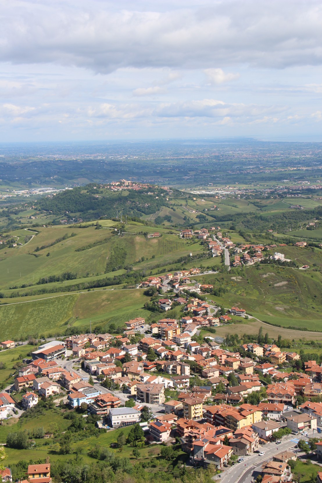 FF331576-45BF-406B-B8C4-E9602D8C79FB