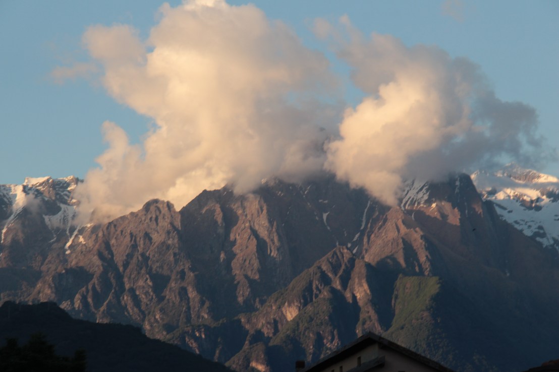 7D5F0007-DB4C-4C70-A809-6BBDEA918F14