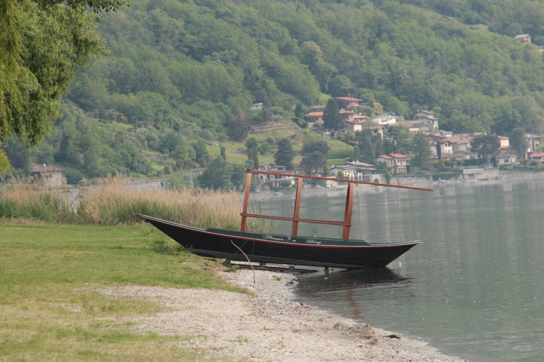 A1303530-F4A0-432E-B02D-FE9B3D3532C4