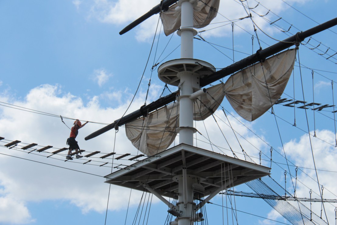 D71CC5FA-6491-4476-B461-84BDA709B4D3