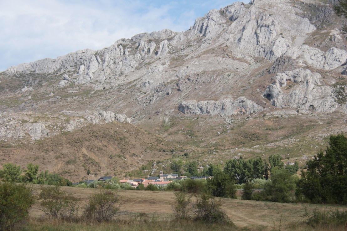 76A54616-5FE8-40FB-B7EB-676C38AE6D3C