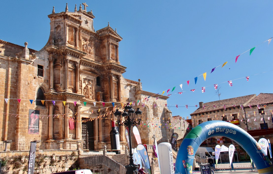 81992935-8A0D-45E9-8724-9C2C6548ED9E