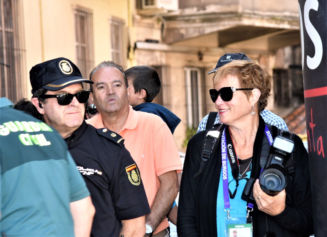 D353CDED-4B46-4934-852E-F9A68BFFD877