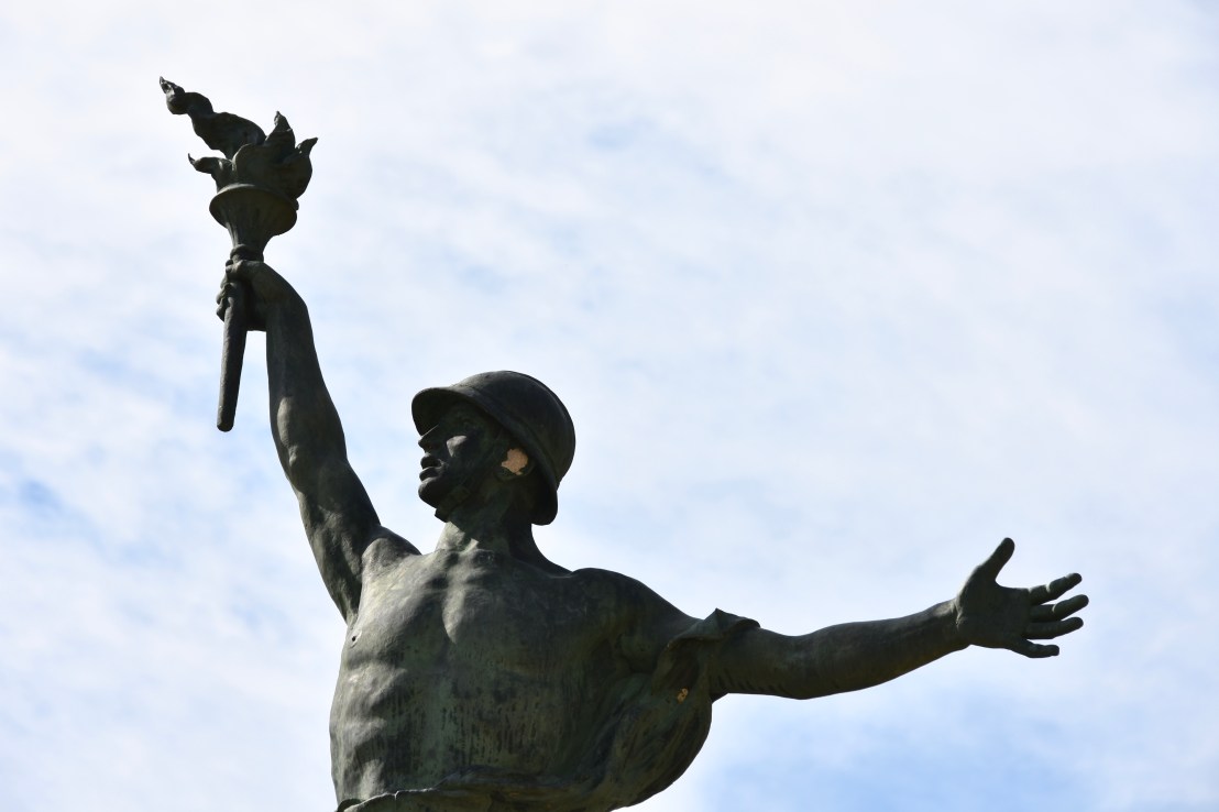 6F31538F-0B7B-46A5-8588-76C7A0798623