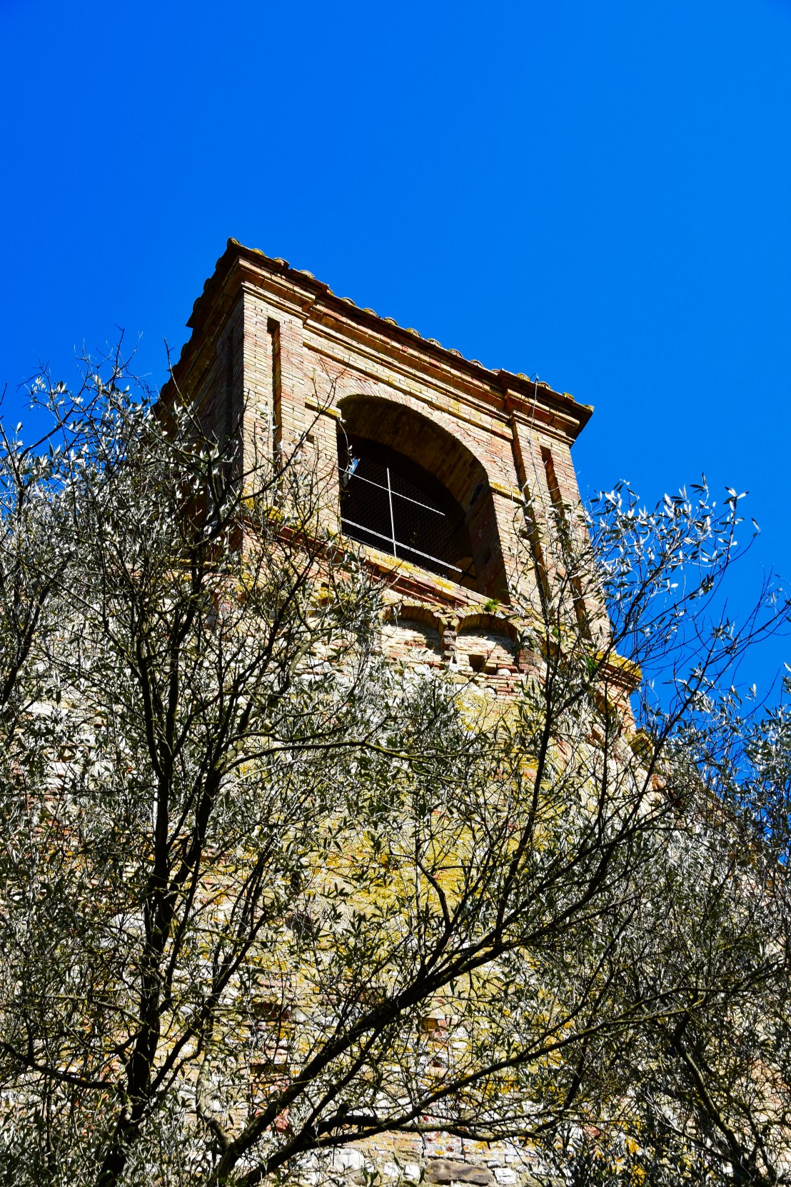 7598E259-8356-43D9-A62D-16C0D09528EE