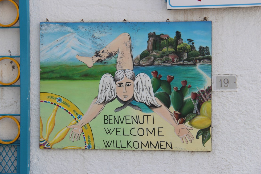 0BD3228D-0934-486E-94E2-6B1EF764EEDC