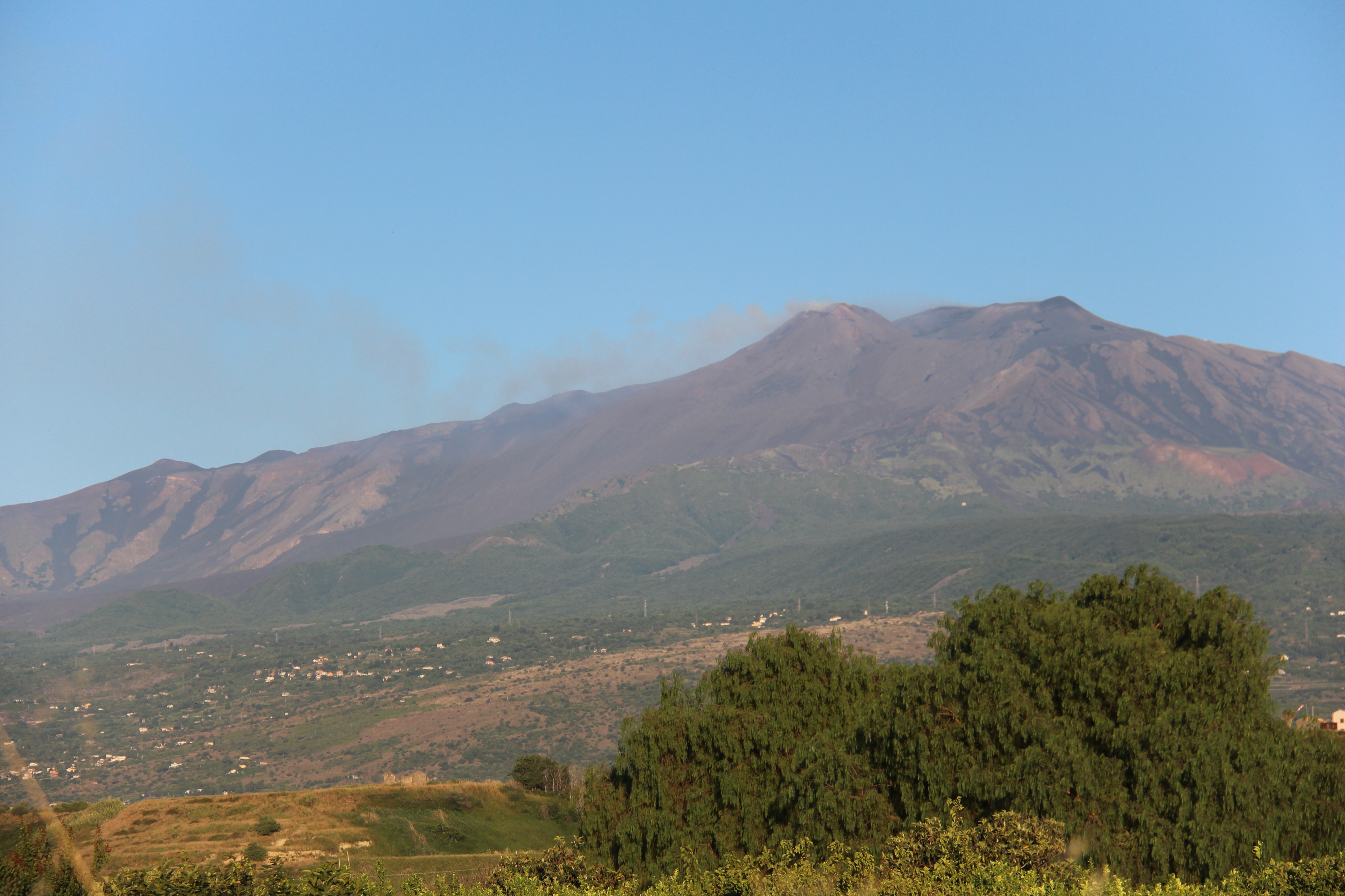 3DB6D3A9-5136-4C36-9140-3E725550E524