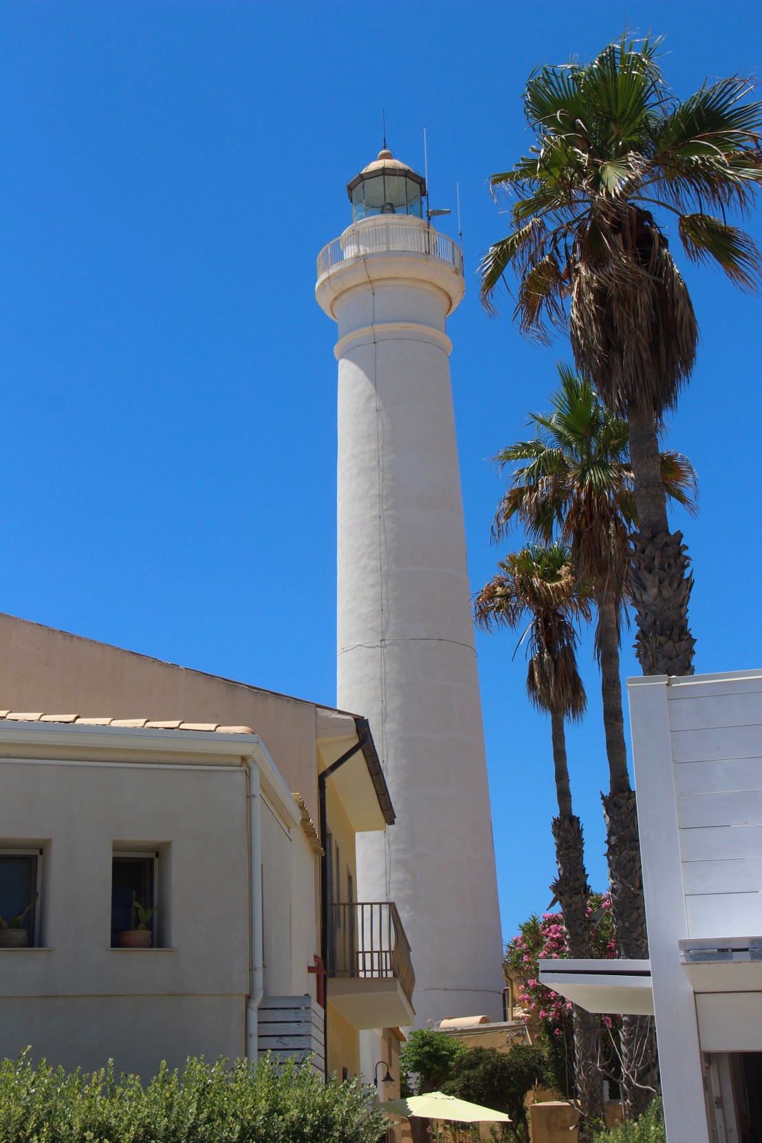 FBD3F1DF-D206-4AA6-BB7A-2EB65BA9652F