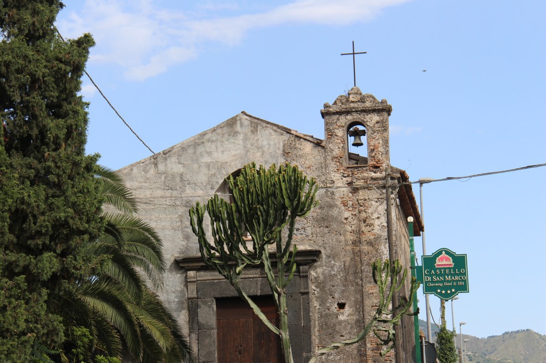 FBF95EC3-D7EB-44D7-81D3-6E6C851C7388