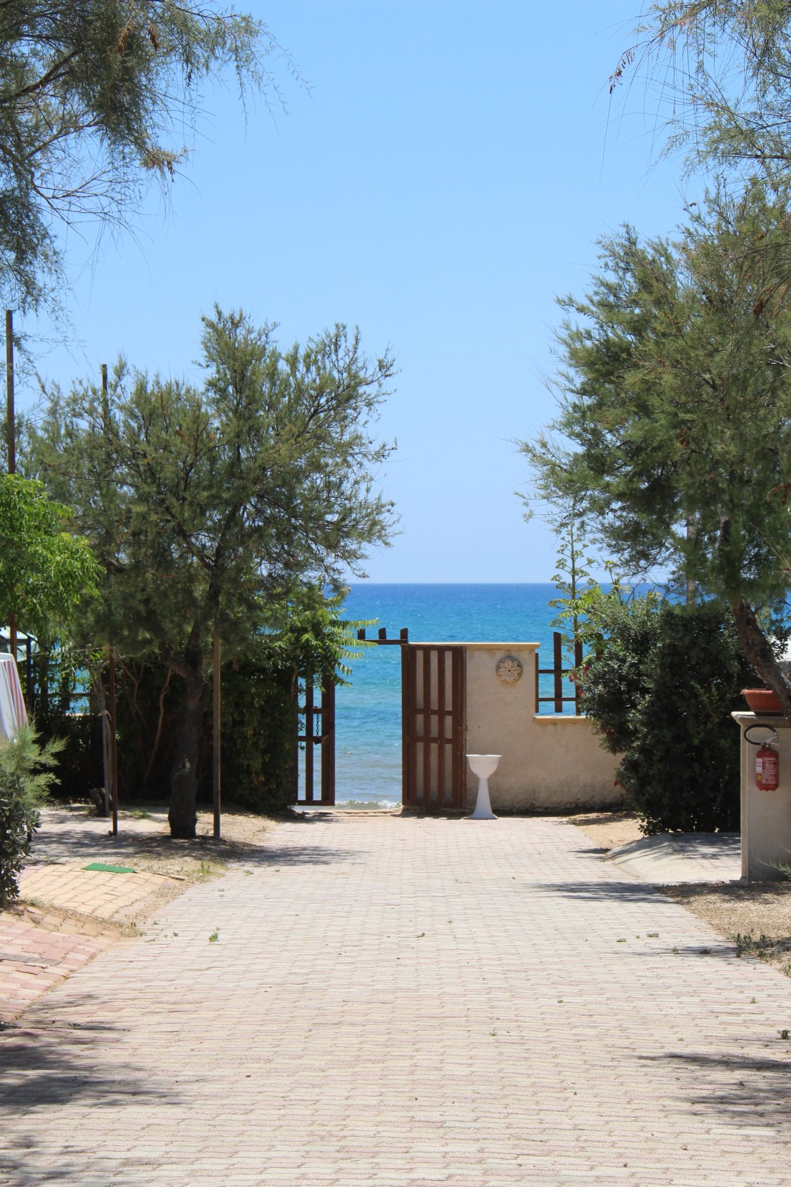 4B08D9D5-55AB-4002-86A3-6ABB9F1666D0