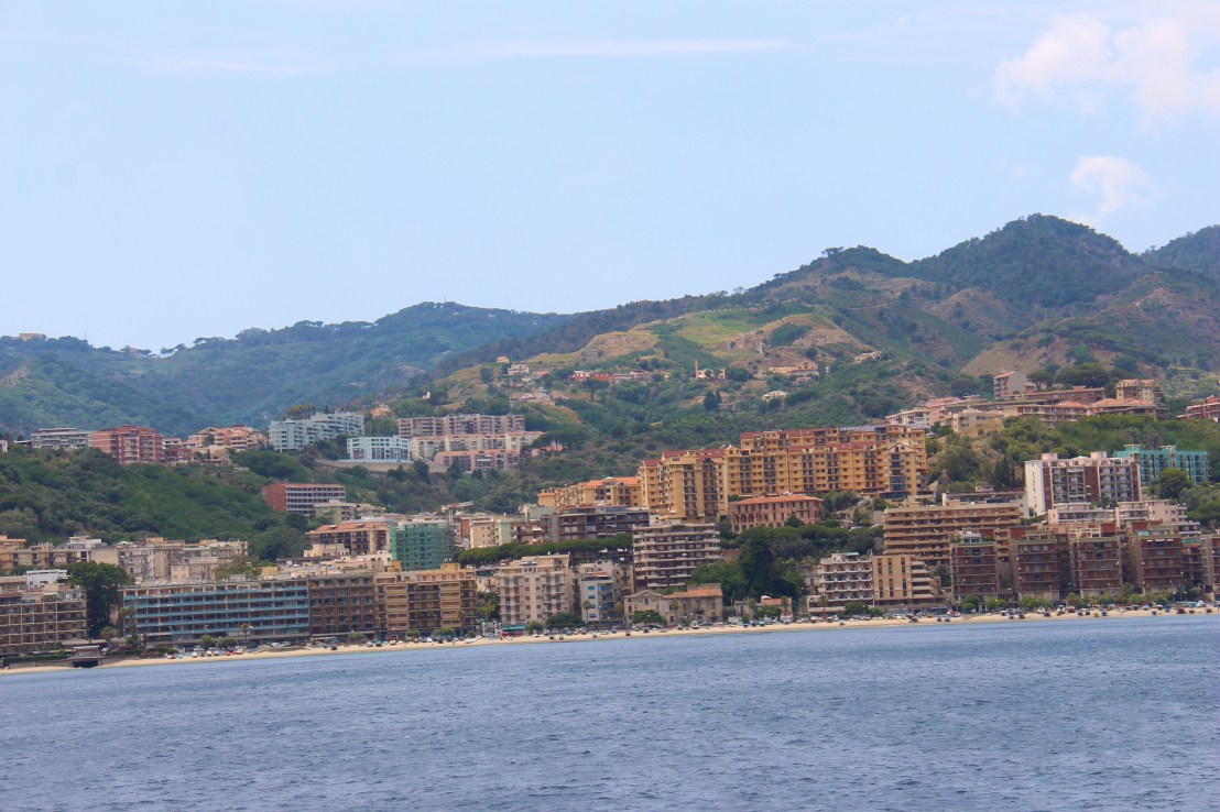 5F159BED-C56C-4308-A9CA-C9F7E4316D13