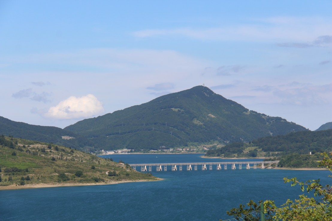 776093D2-9F90-4AAD-809E-25C50A084E6A