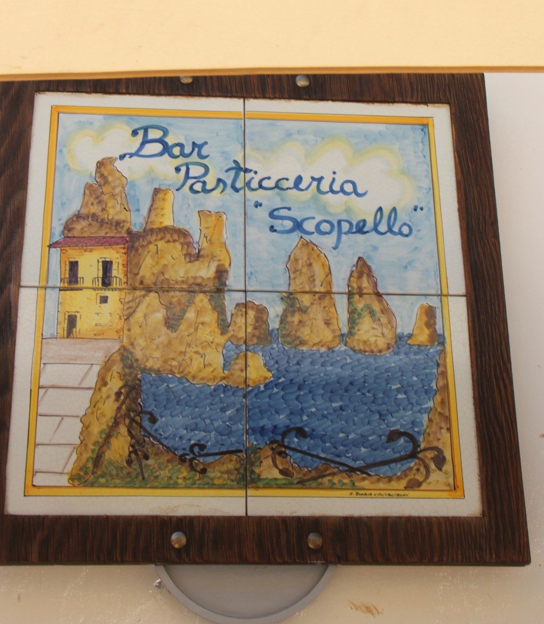 B7C9E38B-A4E1-45D9-A8A3-11D34C7AF37E