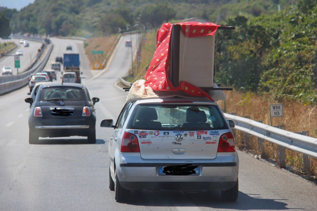 CB2DB5FD-E14C-4C3E-AF26-B84B8E46809C