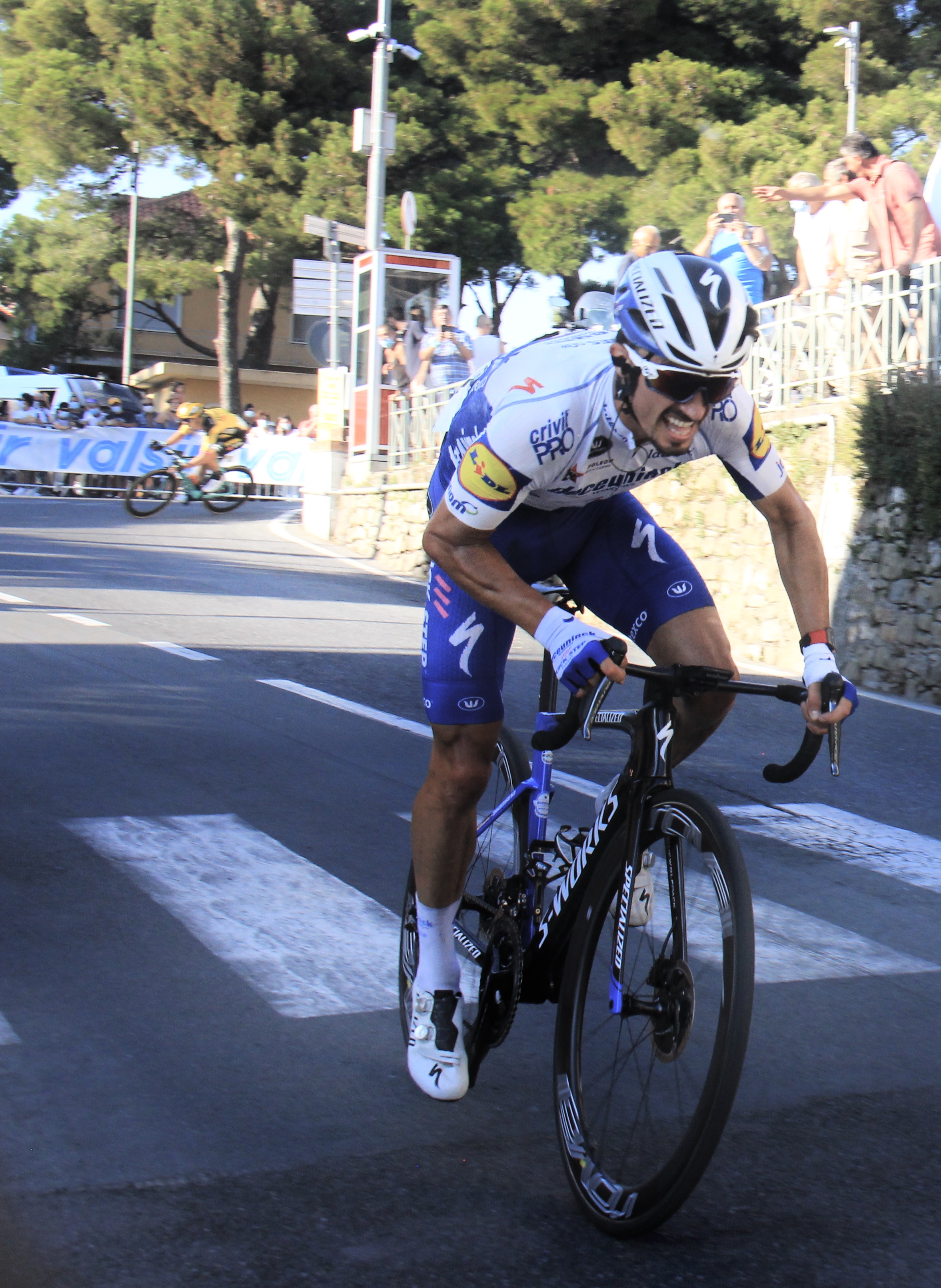 1A7F35B7-3A39-46C4-B397-1016ECEEAC07