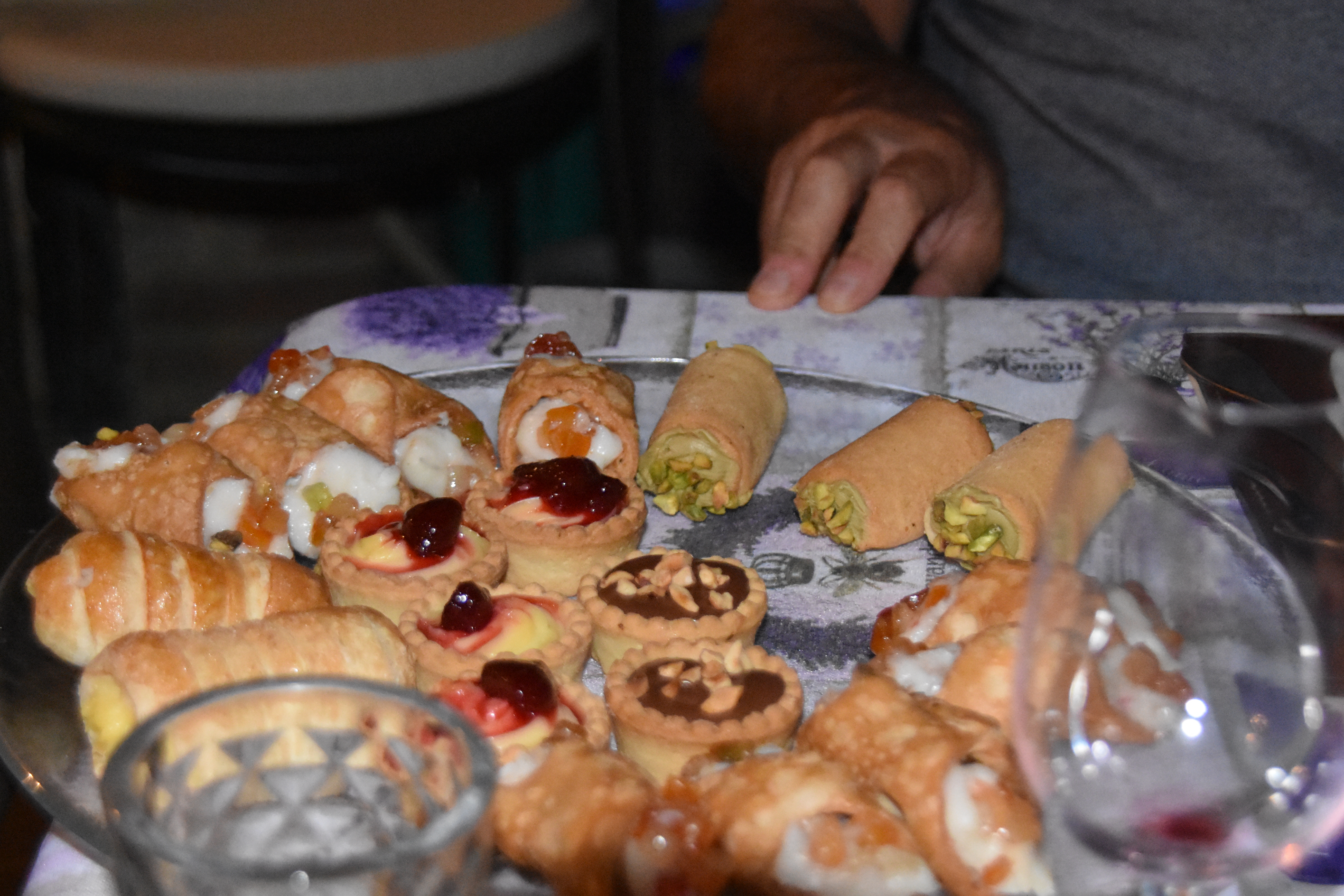 284EAB48-9A82-40BA-8314-F1D11CF9927C