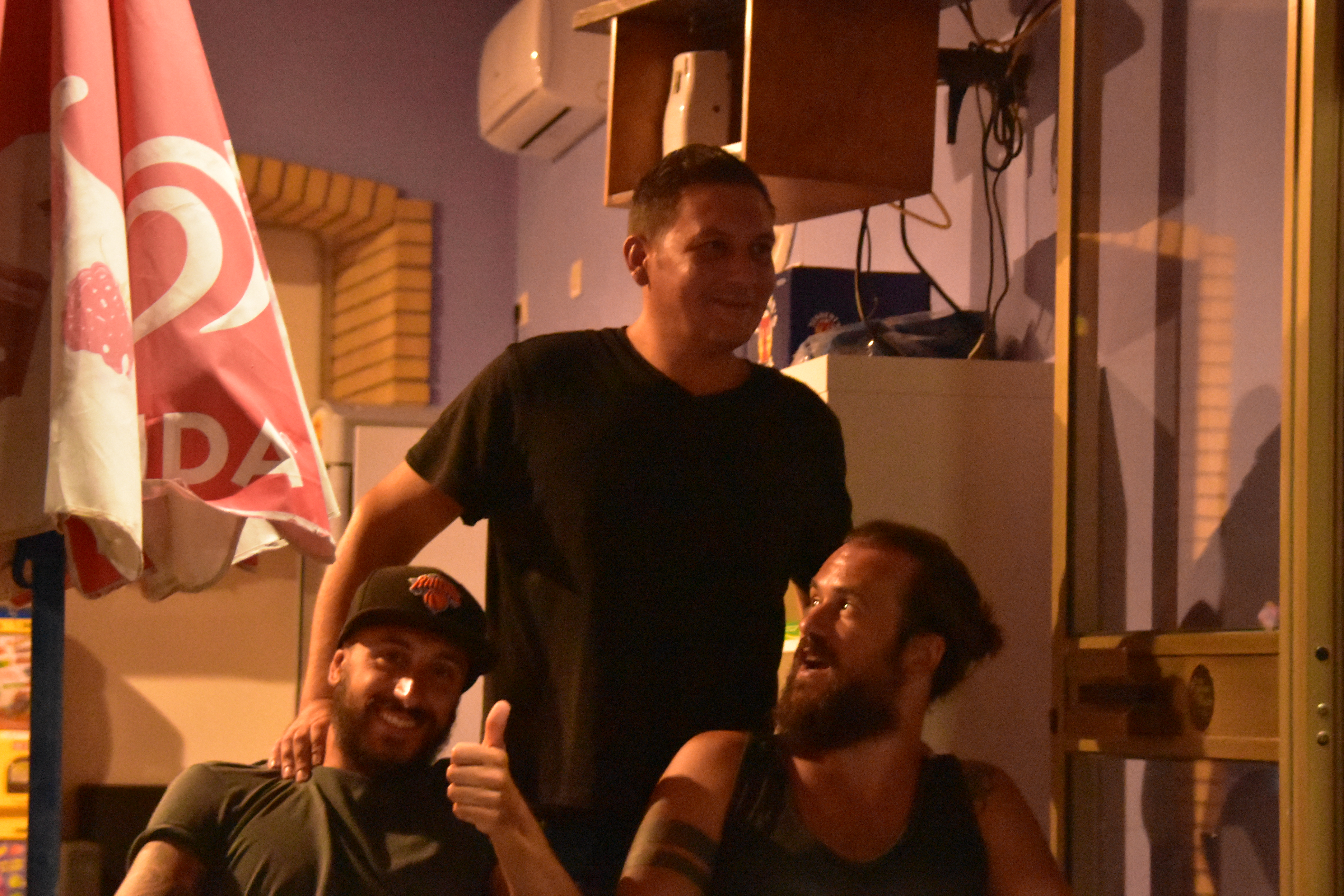 2A16C7AB-1A01-4C2A-8FF1-15BF0850ADEE