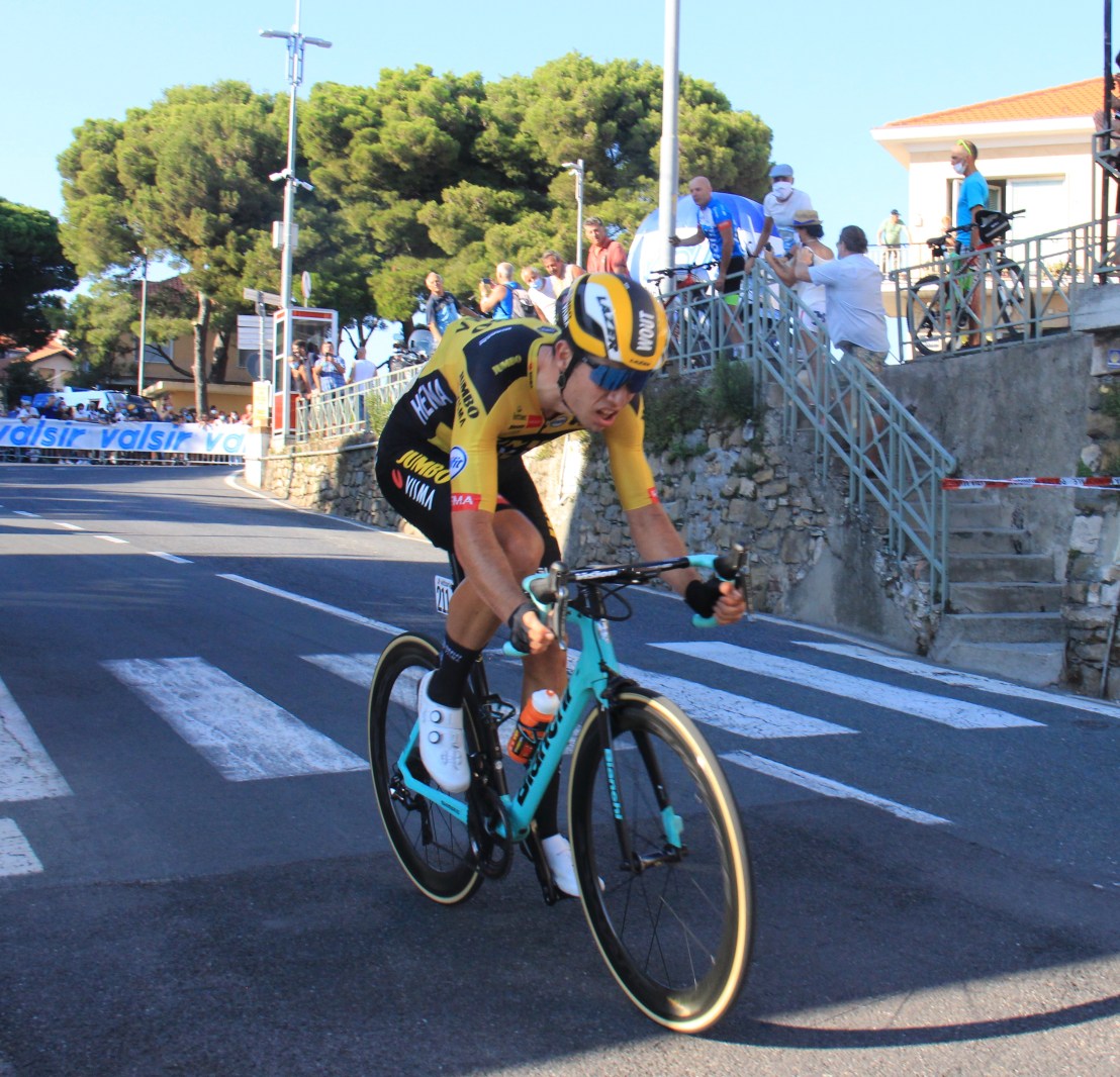 50867110-C698-453A-BC45-161A21AB4D10